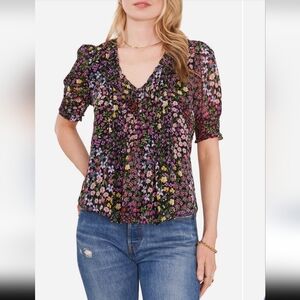 XL 1.State floral pintuck front top